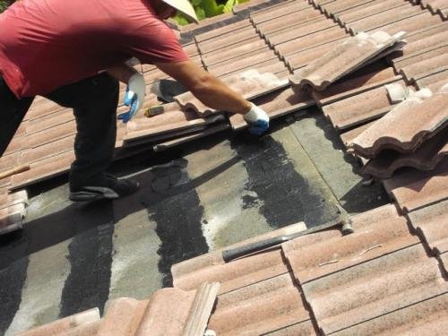 leaking-roof-tiles-06